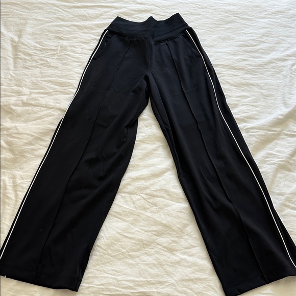 Athleta Venice Stripe Black Wide Leg Pants - Picture 11 of 12